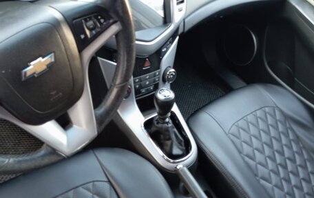 Chevrolet Cruze II, 2011 год, 780 000 рублей, 8 фотография