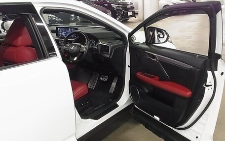 Lexus RX IV рестайлинг, 2022 год, 3 992 000 рублей, 8 фотография