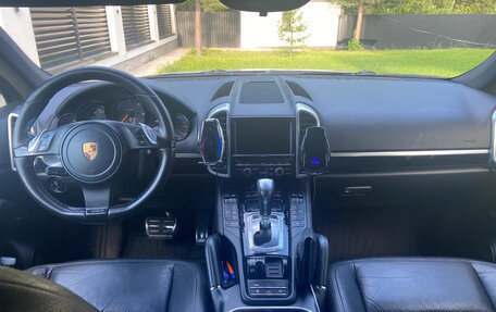 Porsche Cayenne III, 2011 год, 1 800 000 рублей, 2 фотография