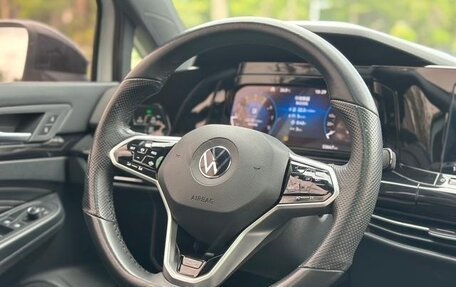 Volkswagen Golf VIII, 2021 год, 1 700 810 рублей, 9 фотография