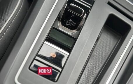 Volkswagen Golf VIII, 2021 год, 1 700 810 рублей, 13 фотография