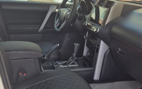 Toyota Land Cruiser Prado 150 рестайлинг 2, 2012 год, 3 500 000 рублей, 4 фотография