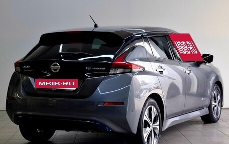 Nissan Leaf II, 2018 год, 1 395 000 рублей, 5 фотография