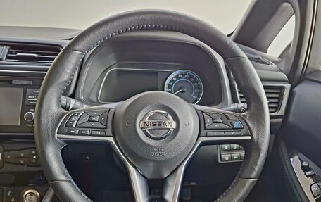 Nissan Leaf II, 2018 год, 1 395 000 рублей, 10 фотография