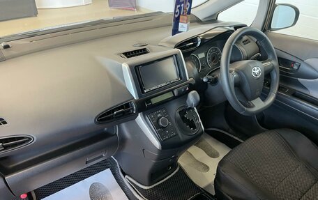 Toyota Wish II, 2010 год, 1 649 000 рублей, 13 фотография