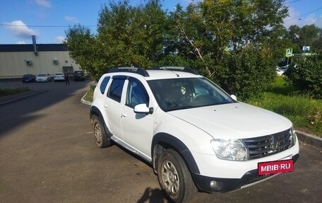 Renault Duster I рестайлинг, 2014 год, 1 000 000 рублей, 3 фотография