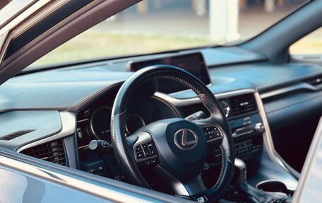 Lexus RX IV рестайлинг, 2018 год, 3 850 000 рублей, 17 фотография