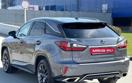 Lexus RX IV рестайлинг, 2018 год, 3 850 000 рублей, 14 фотография