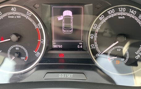 Skoda Rapid I, 2017 год, 1 300 000 рублей, 8 фотография