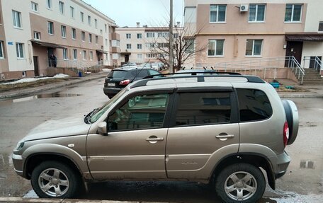 Chevrolet Niva I рестайлинг, 2017 год, 770 000 рублей, 4 фотография