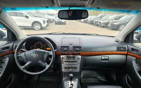 Toyota Avensis III рестайлинг, 2007 год, 750 000 рублей, 7 фотография