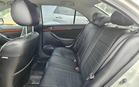 Toyota Avensis III рестайлинг, 2007 год, 750 000 рублей, 15 фотография