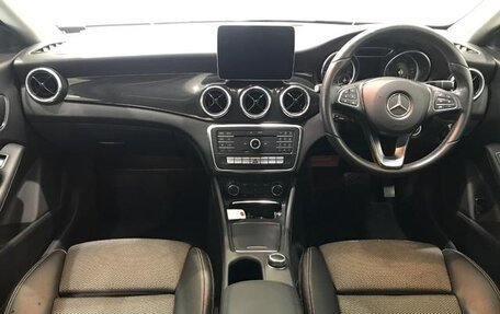 Mercedes-Benz CLA, 2017 год, 1 150 000 рублей, 8 фотография