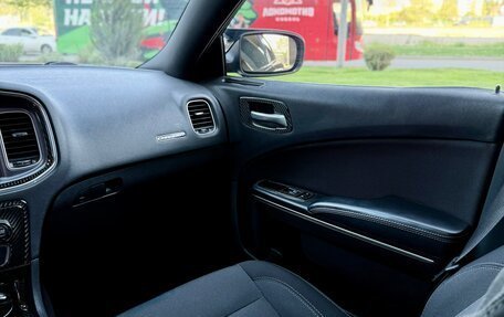 Dodge Charger, 2016 год, 3 280 000 рублей, 11 фотография