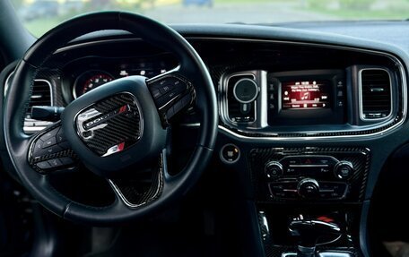 Dodge Charger, 2016 год, 3 280 000 рублей, 12 фотография