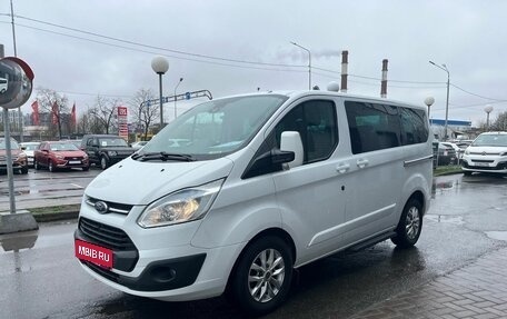 Ford Tourneo Custom I рестайлинг, 2015 год, 1 999 000 рублей, 1 фотография