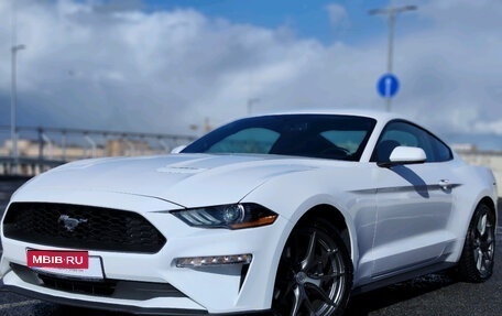 Ford Mustang VI рестайлинг, 2020 год, 3 249 000 рублей, 1 фотография