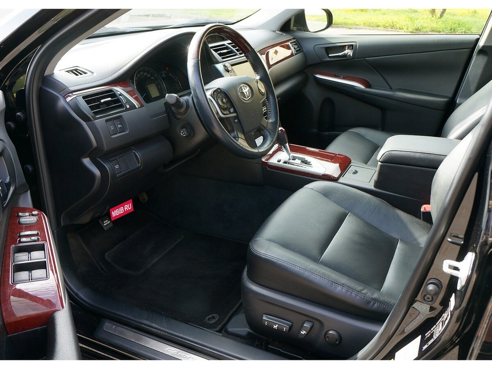 Toyota Camry XV50 рестайлинг, 2014 год, 490 000 рублей, 11 фотография