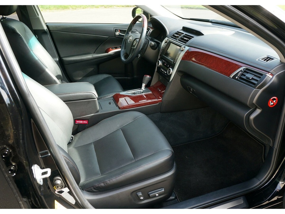 Toyota Camry XV50 рестайлинг, 2014 год, 490 000 рублей, 10 фотография