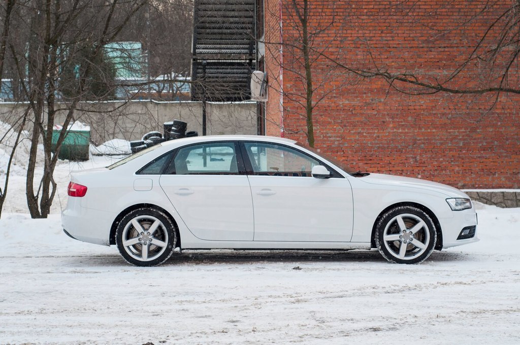 Audi A4 B8 рестайлинг, 2014 год, 490 000 рублей, 10 фотография