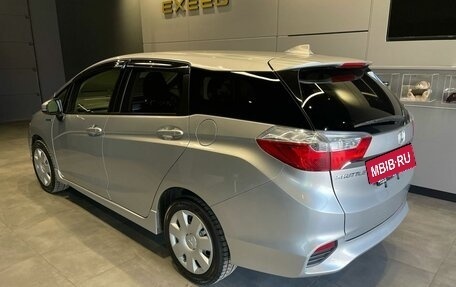 Honda Shuttle II, 2015 год, 1 350 000 рублей, 5 фотография