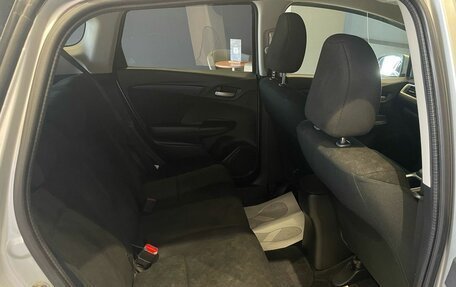Honda Shuttle II, 2015 год, 1 350 000 рублей, 13 фотография