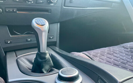 BMW 5 серия, 2003 год, 900 000 рублей, 18 фотография