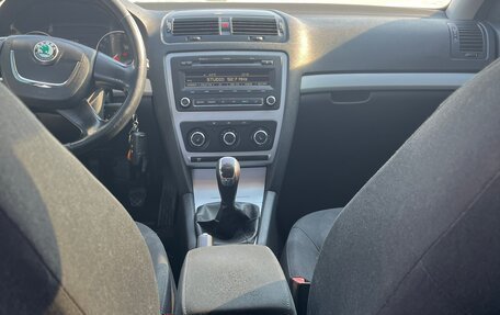 Skoda Octavia, 2011 год, 730 000 рублей, 17 фотография