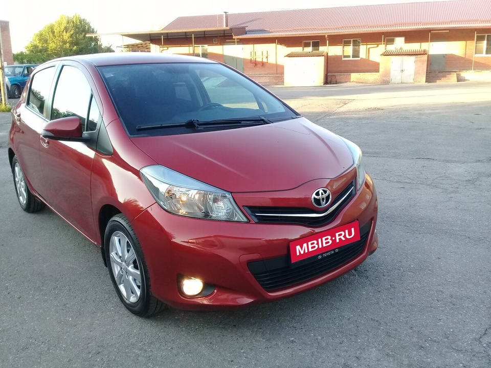 Toyota Yaris III, 2013 год, 400 000 рублей, 5 фотография