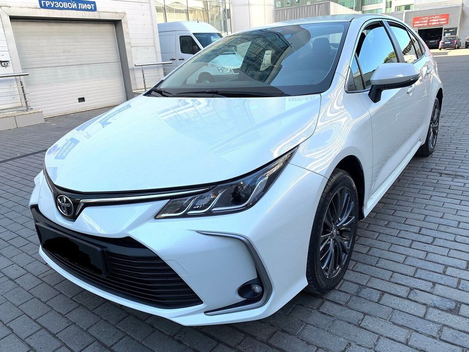 Toyota Corolla E160 рестайлинг, 2019 год, 1 000 000 рублей, 3 фотография
