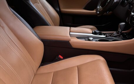 Lexus RX IV рестайлинг, 2017 год, 4 200 000 рублей, 10 фотография