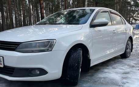 Volkswagen Jetta VI, 2012 год, 750 000 рублей, 2 фотография
