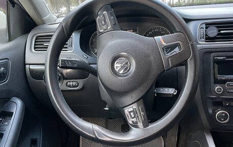Volkswagen Jetta VI, 2012 год, 750 000 рублей, 11 фотография