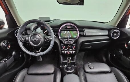 MINI Hatch, 2021 год, 1 735 000 рублей, 5 фотография