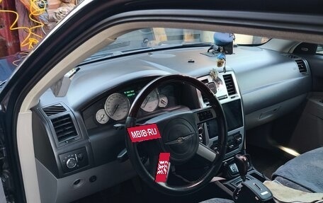 Chrysler 300C II, 2007 год, 1 250 000 рублей, 2 фотография