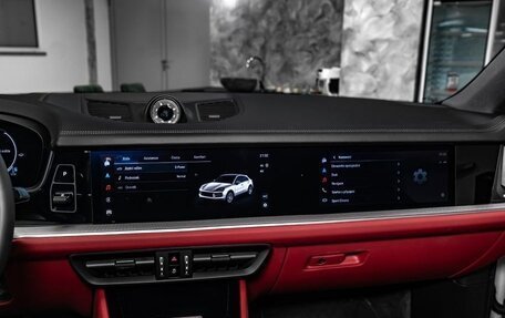 Porsche Cayenne III, 2025 год, 20 000 000 рублей, 12 фотография