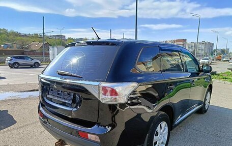 Mitsubishi Outlander III рестайлинг 3, 2013 год, 940 000 рублей, 5 фотография