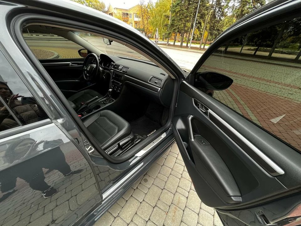 Volkswagen Passat B8, 2019 год, 500 000 рублей, 8 фотография