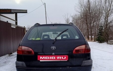 Toyota Avensis III рестайлинг, 2000 год, 300 000 рублей, 3 фотография