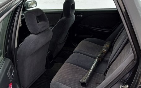 Toyota Avensis III рестайлинг, 2000 год, 300 000 рублей, 5 фотография