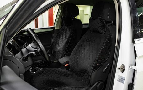 Volkswagen Tiguan II, 2017 год, 2 000 000 рублей, 12 фотография