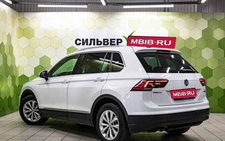 Volkswagen Tiguan II, 2017 год, 2 000 000 рублей, 6 фотография