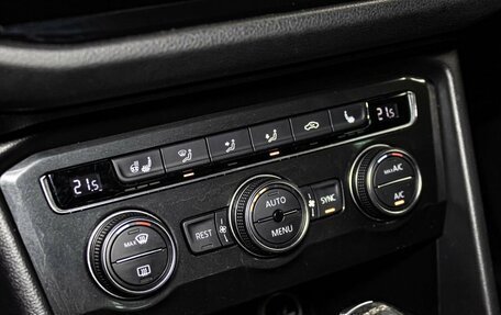 Volkswagen Tiguan II, 2017 год, 2 000 000 рублей, 20 фотография