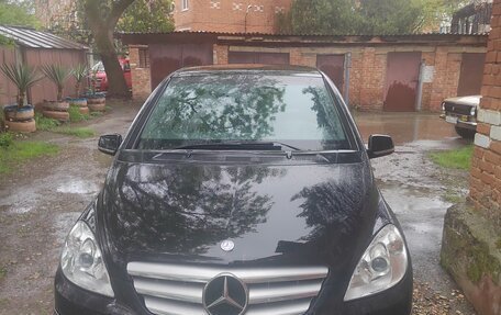 Mercedes-Benz B-Класс, 2011 год, 780 000 рублей, 2 фотография