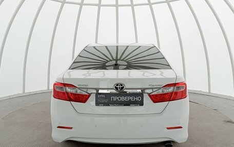 Toyota Camry, 2014 год, 1 690 000 рублей, 7 фотография