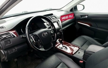 Toyota Camry, 2014 год, 1 690 000 рублей, 20 фотография