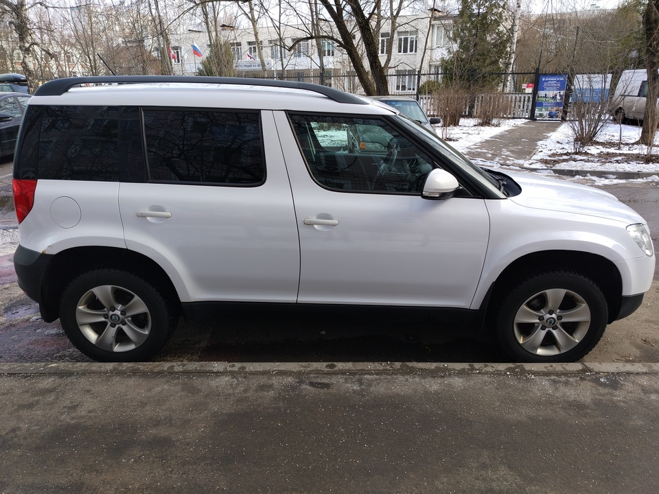 Skoda Yeti I, 2011 год, 600 000 рублей, 3 фотография