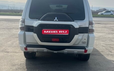 Mitsubishi Pajero IV, 2017 год, 3 150 000 рублей, 5 фотография