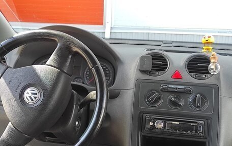 Volkswagen Caddy III рестайлинг, 2008 год, 750 000 рублей, 11 фотография