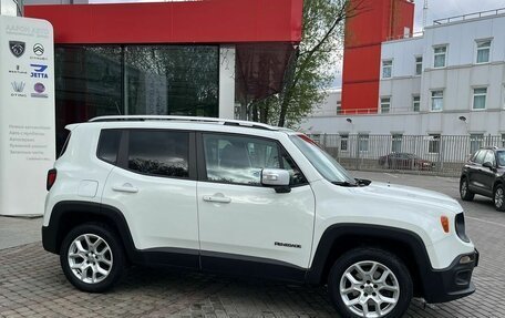 Jeep Renegade I рестайлинг, 2015 год, 1 800 000 рублей, 4 фотография